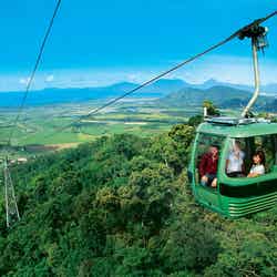 スカイレールに乗って空中散歩/画像提供:JTBワールドバケーションズ