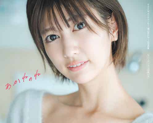 ABEMA専属・瀧山あかねアナ、ビキニ姿で美ボディ披露 台湾で撮影の大人っぽい姿も