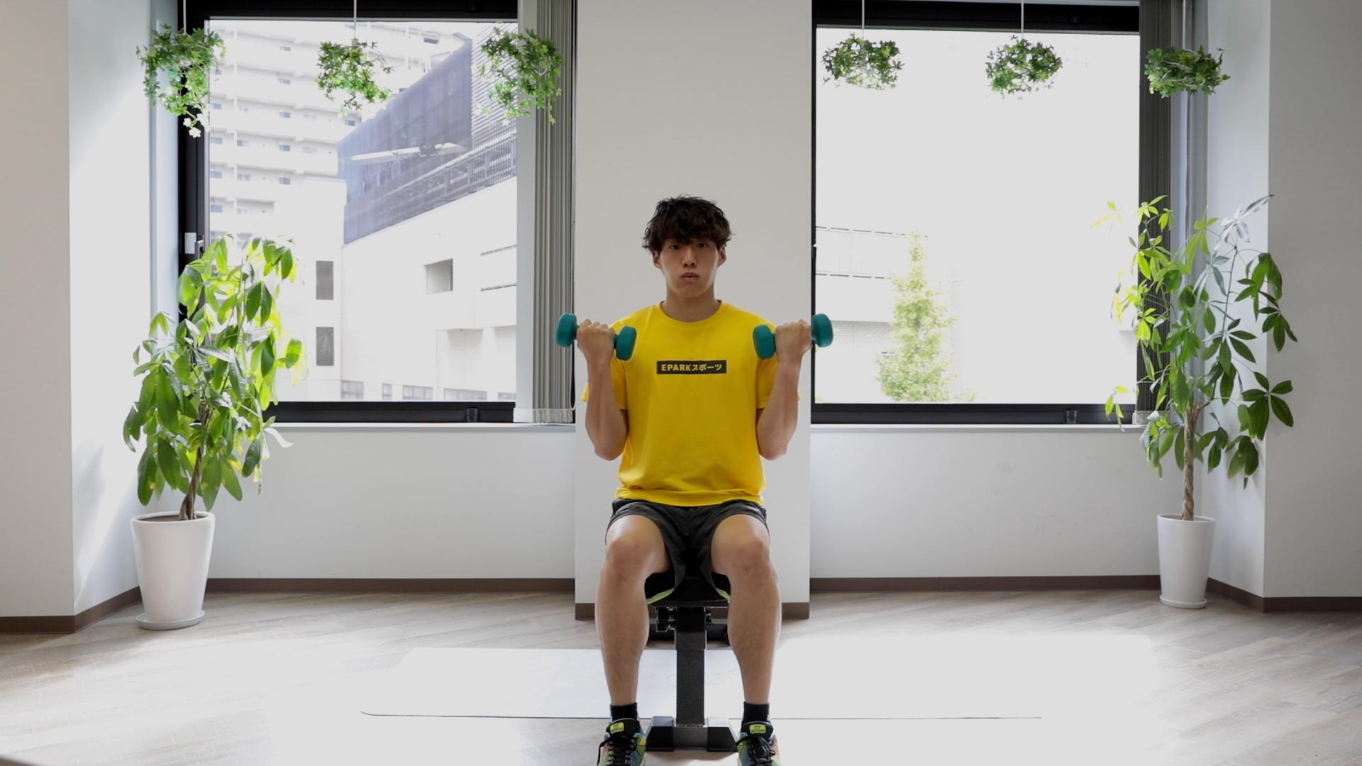 インクラインダンベルカール