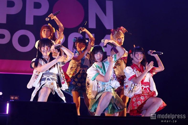 でんぱ組.inc、圧巻のステージに観客興奮「KAWAii！！ NiPPON EXPO 2014」