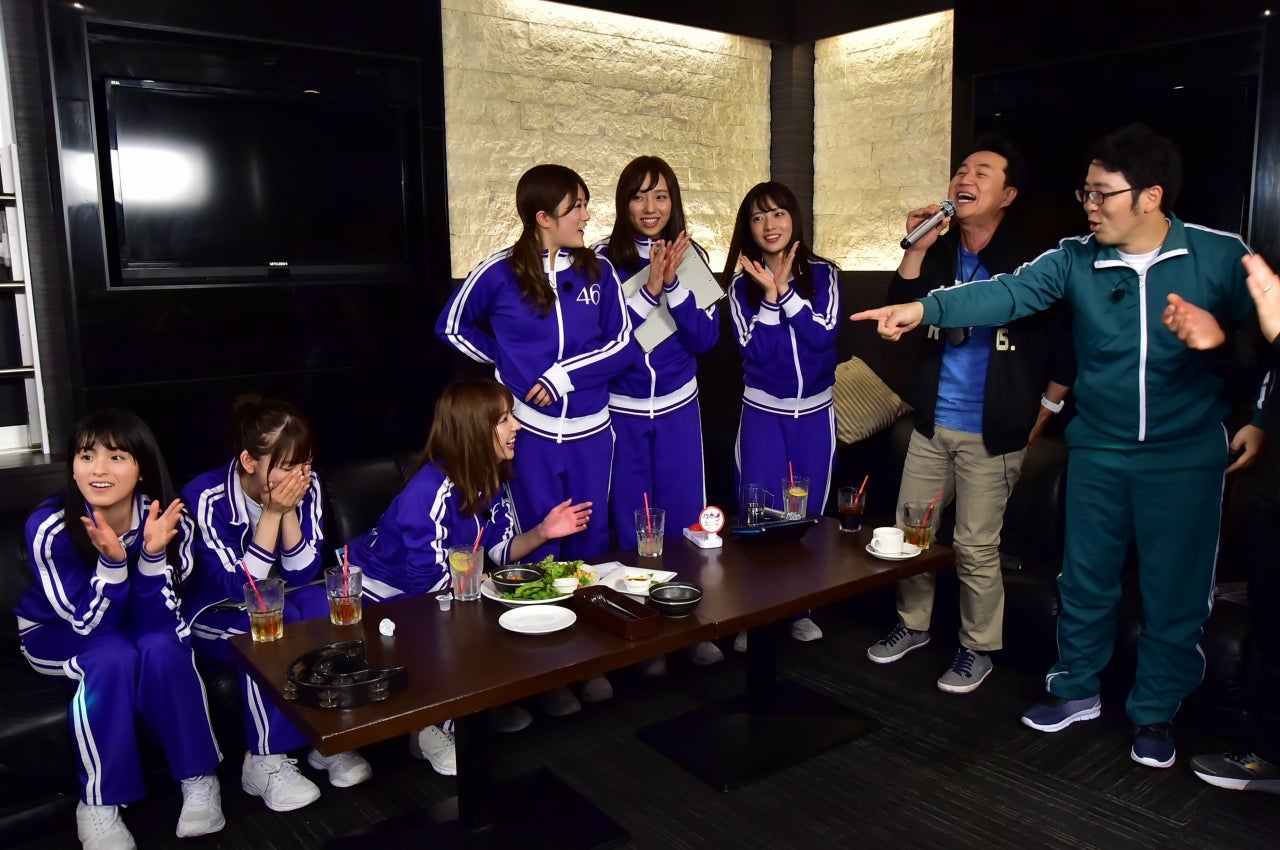 カラオケ対決の様子 （画像提供：TBS）