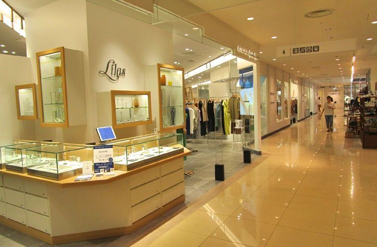 センスオブプレイス イラストレーター永井博とのコラボ商品を発売 モデルプレス