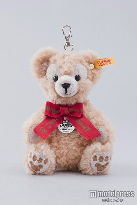 ジャーニー・ウィズ・ダッフィー スペシャルプラッシュ「リトル・ダッフィー」（C）Disney
