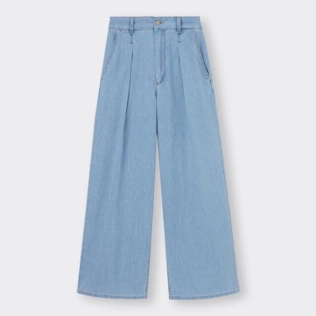 GU アメリカンスリーブ ヘルシーな肌見せ 色っぽカジュアル EccO イラスト GU アメリカンスリーブ ヘルシーな肌見せ 色っぽカジュアル EccO イラスト ライトデニムワイドパンツ