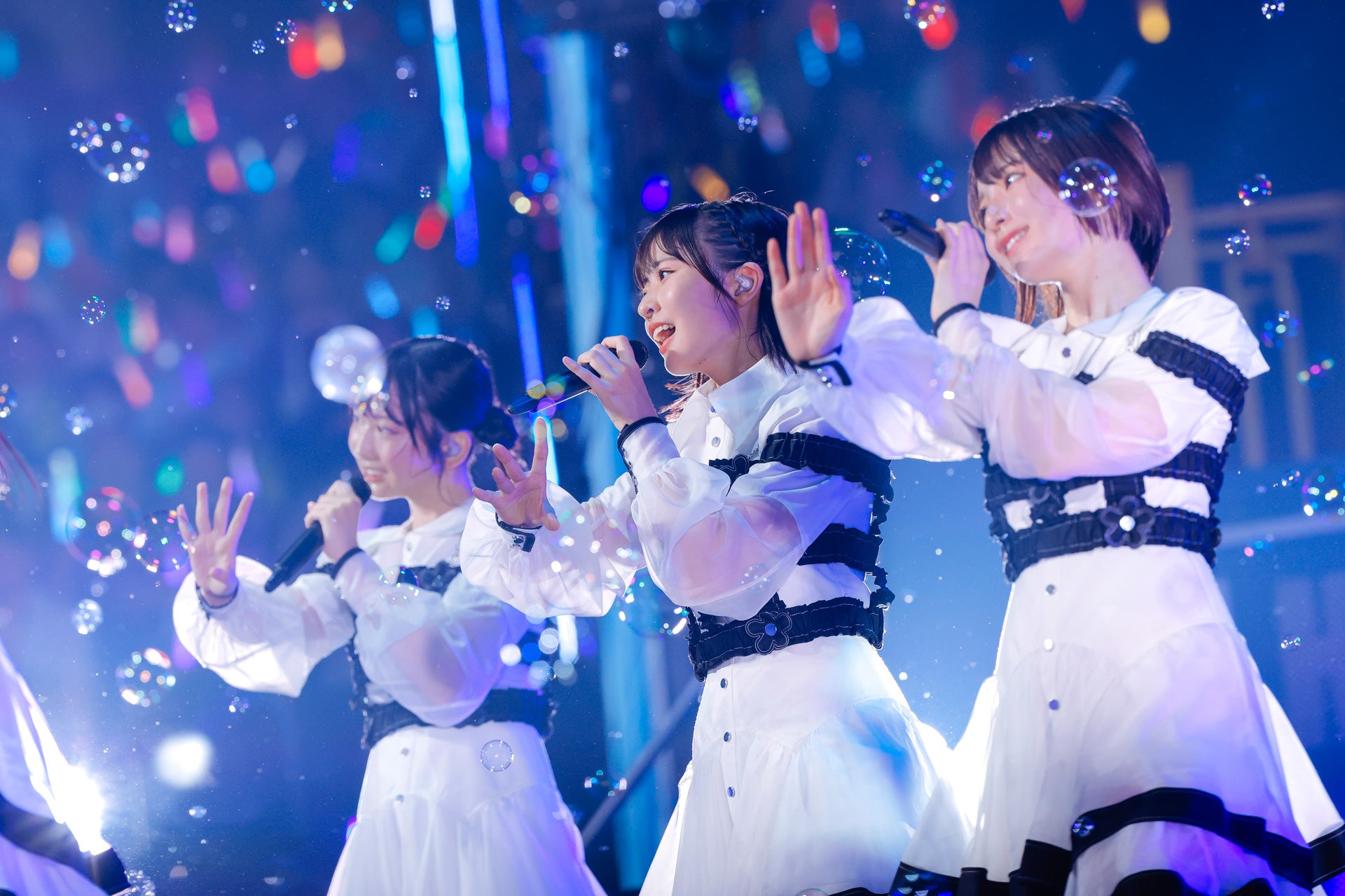 日向坂46 正源司陽子 嘆かわしい 4回目のひな誕祭オープニング青衣装 日向坂46 正源司陽子 嘆かわしい 4回目のひな誕祭オープニング青衣装
