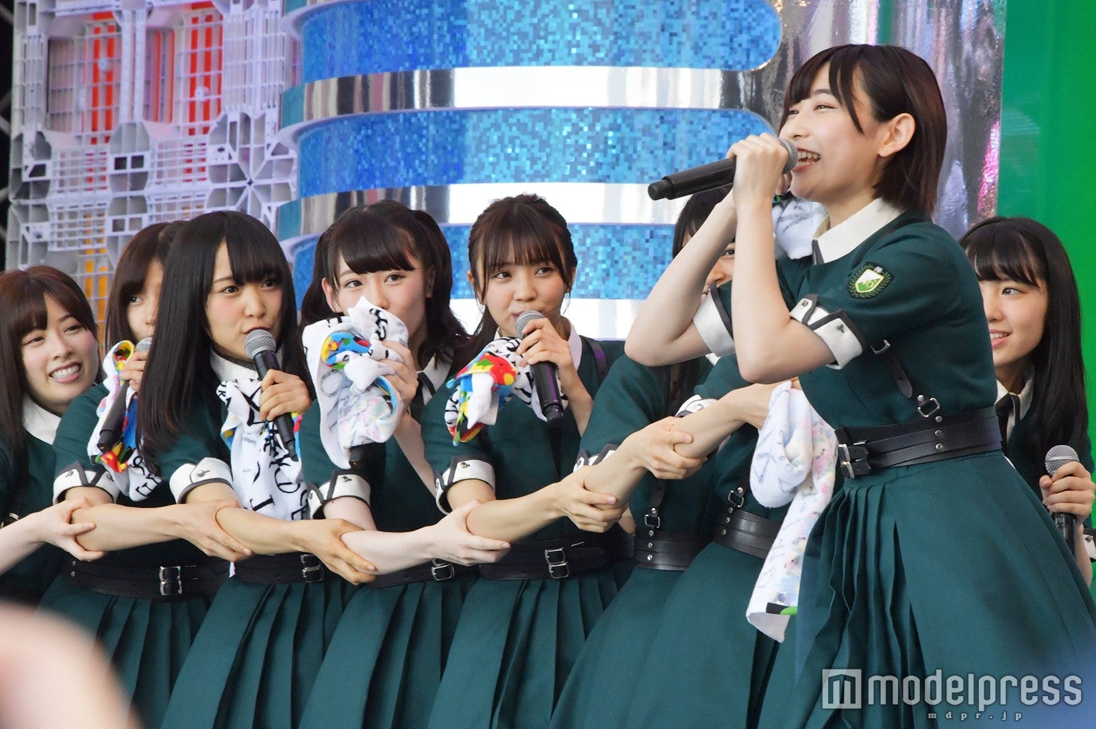 齋藤冬優花、渡邉理佐、菅井友香、小池美波、小林由依、織田奈那、佐藤詩織、志田愛佳、米谷奈々未（C）モデルプレス