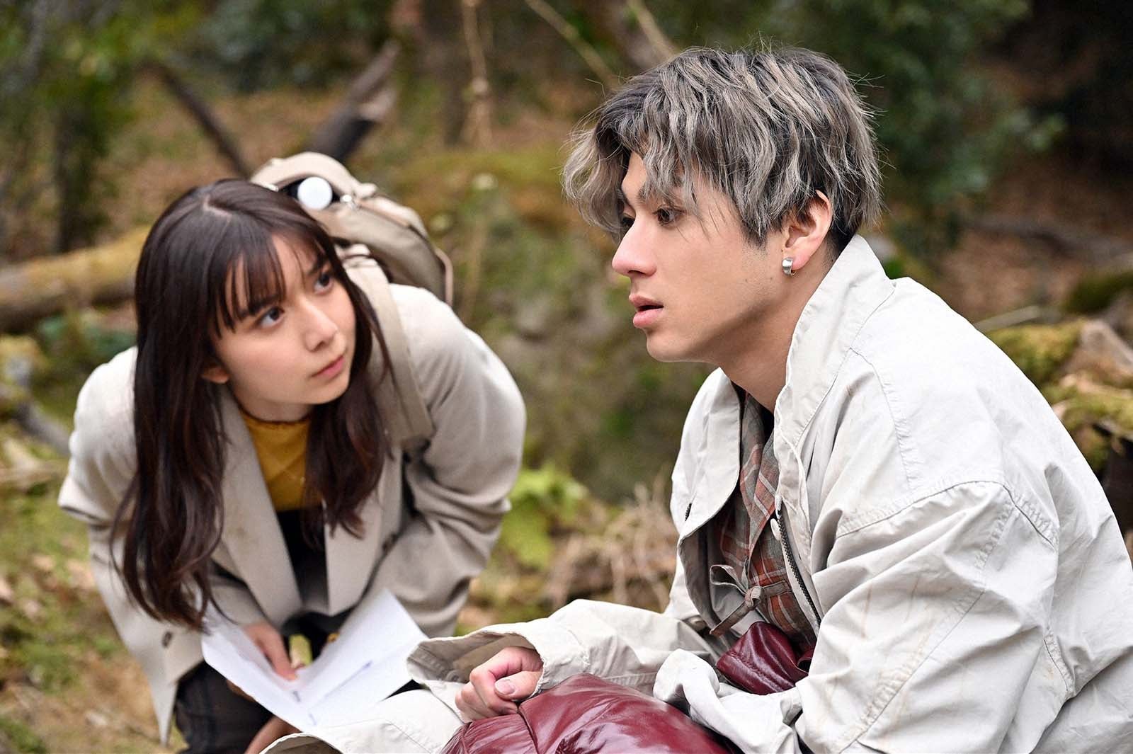 ＜ペンディングトレイン 第2話＞直哉ら、極限状態にもがく 思わぬ暴走に走る乗客も