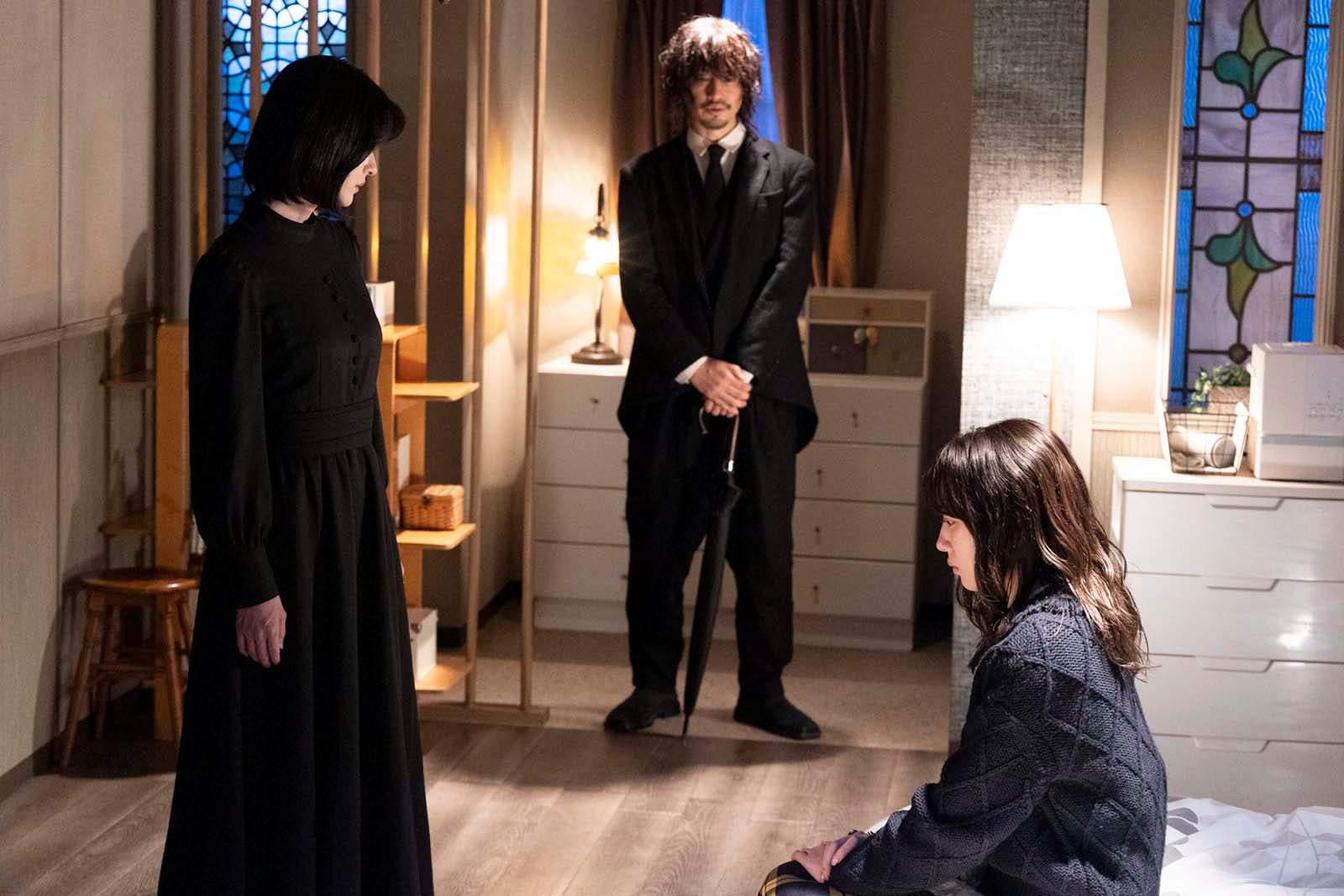 松本若菜、斎藤工、永野芽郁「君が心をくれたから」第3話より（C）フジテレビ