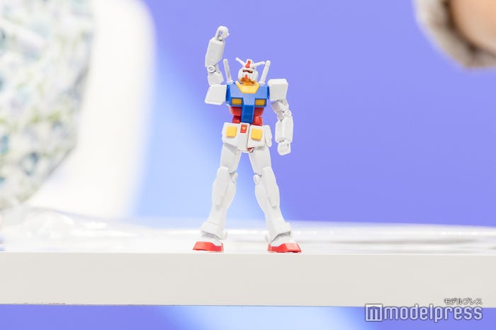 岡田義徳&尾本侑樹奈が作成したプラモデル(C)モデルプレス