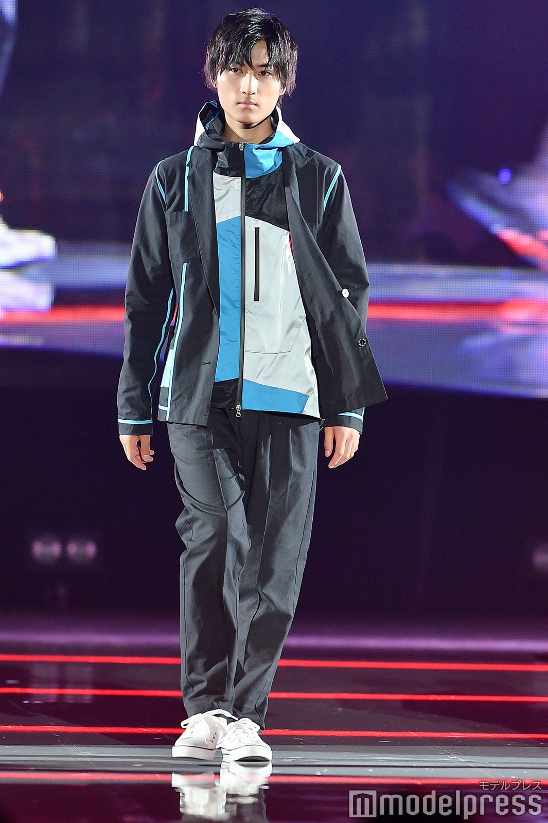 SUPER★DRAGON／ランウェイの様子（C）モデルプレス