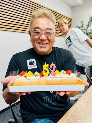 お見送り芸人しんいち、脳梗塞で休養中のサンド伊達みきおを祝福「元気な姿見れて安心」と反響