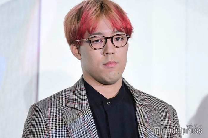 世界 (C)モデルプレス