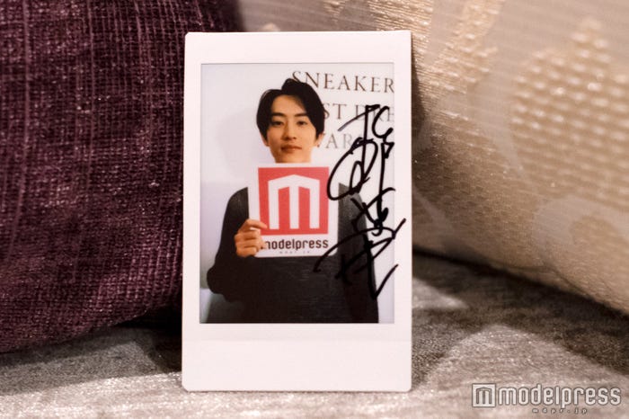 杉野遥亮、サイン入りチェキプレゼント (C)モデルプレス