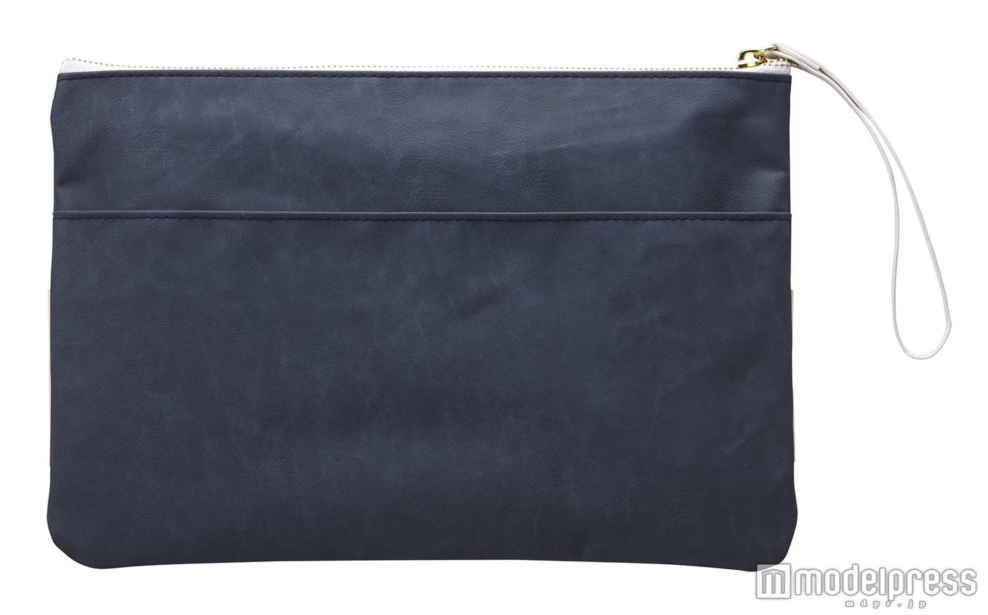 裏には大きなポケット付き