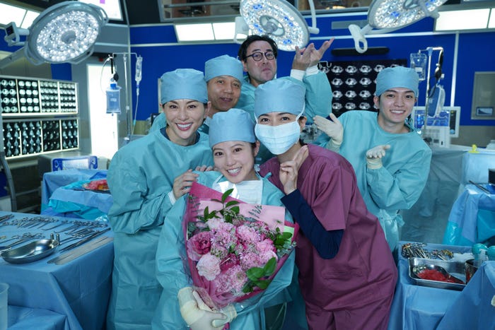 「劇場版ドクターX」クランクアップの様子(C)2024「劇場版ドクターX」製作委員会