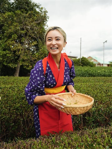 小島瑠璃子、人生の転機を支えた「お茶」で新たな挑戦へ 期間限定店舗オープンを報告