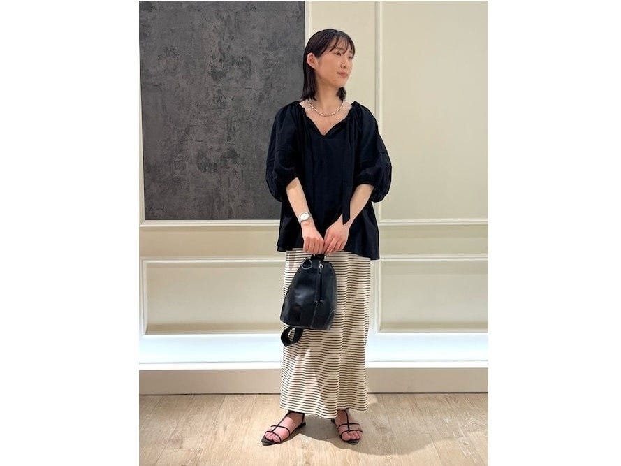 【OKコーデ】まだまだ暑い時期は、風通しのよさを意識したコーデがおすすめ　出典：WEAR