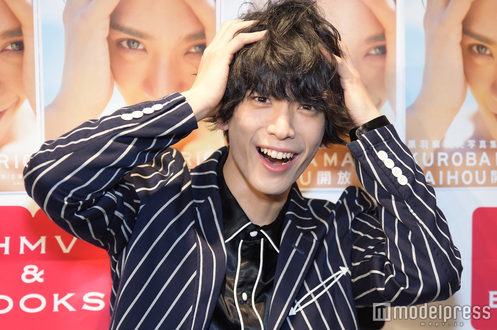 黒羽麻璃央（C）モデルプレス