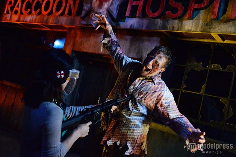 USJ「バイオハザード」極限の緊迫感でゾンビが迫り来る “究極のリアル”に絶叫