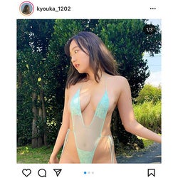 京佳、“攻めた”透け感Vレグで悩殺!
