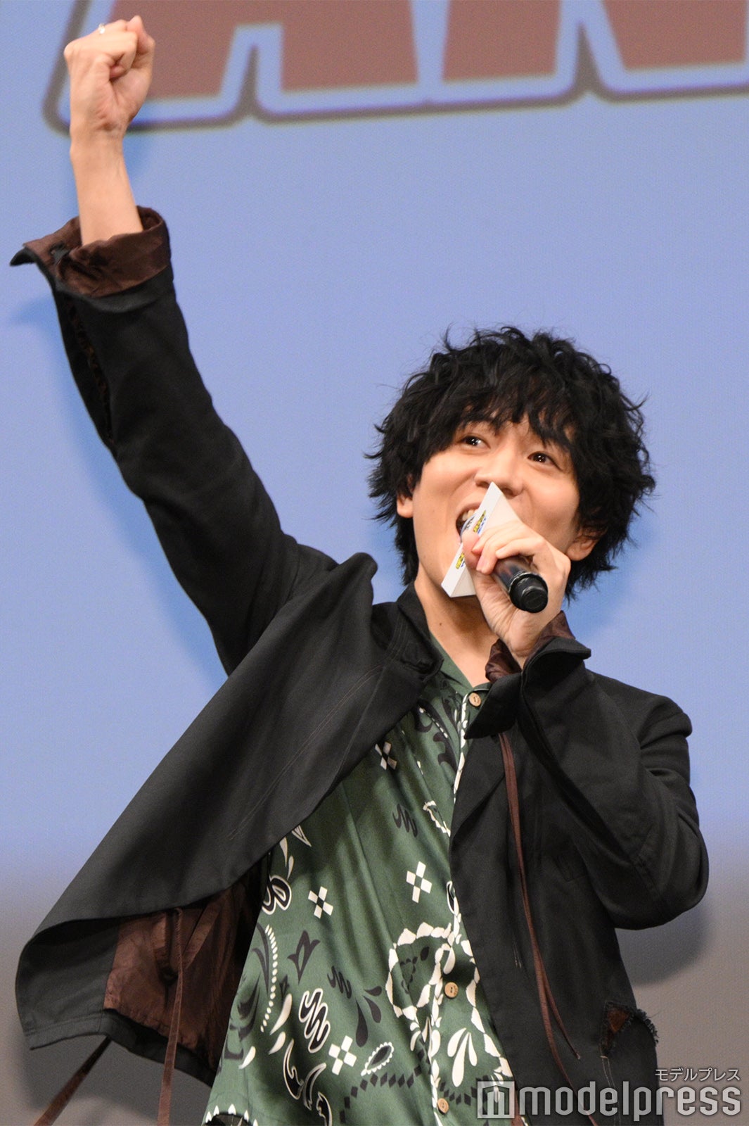 山下大輝「スマーッシュ！」（C）モデルプレス