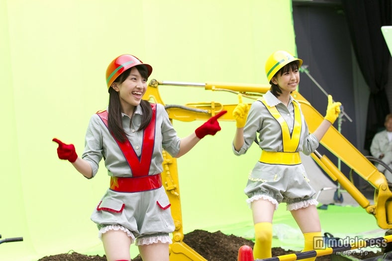 ももいろクローバーZ／新CMオフショットより