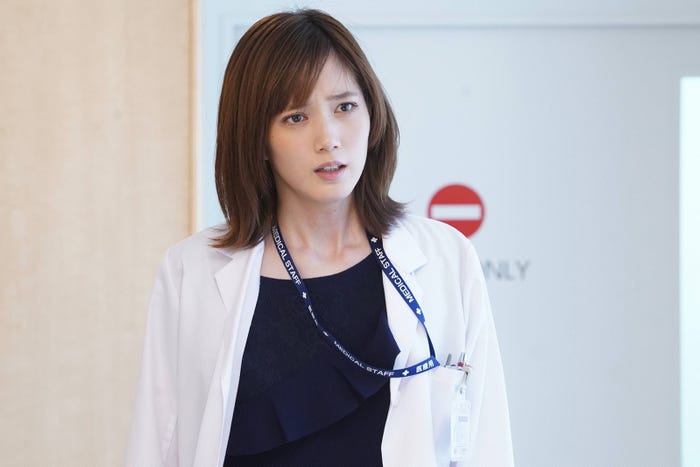 本田翼/「ラジエーションハウス~放射線科の診断レポート~」第8話より(C)フジテレビ