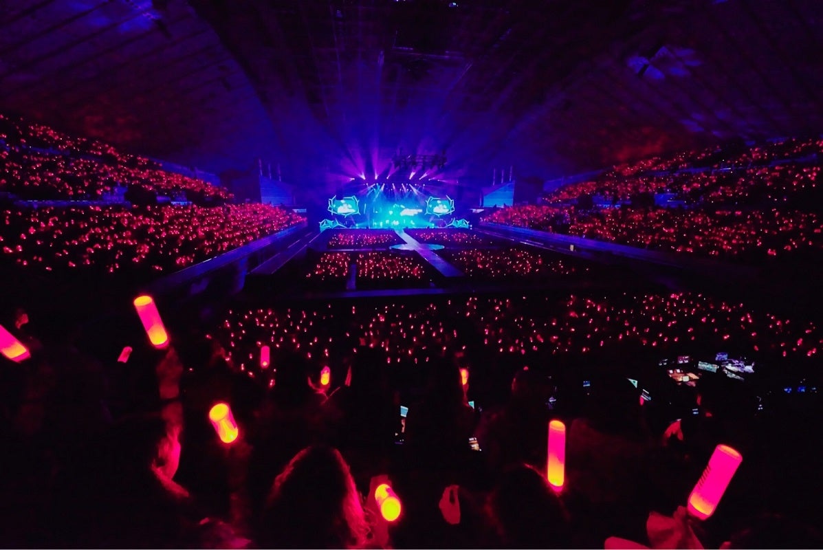 「iKON JAPAN TOUR 2016」会場は熱狂の渦に