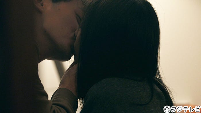 達也とみのりがキス「TERRACE HOUSE BOYS & GIRLS IN THE CITY」10th WEEK(C)フジテレビ/イースト・エンタテインメント