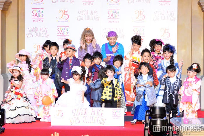 ぺこ&りゅうちぇる(C)モデルプレス