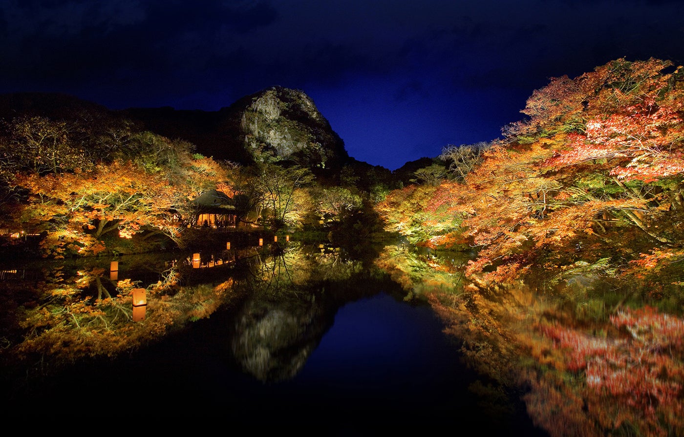日本最大級の紅葉ライトアップが絶景！昼夜2つの秋の絵巻にうっとり／画像提供：御船山観光ホテル