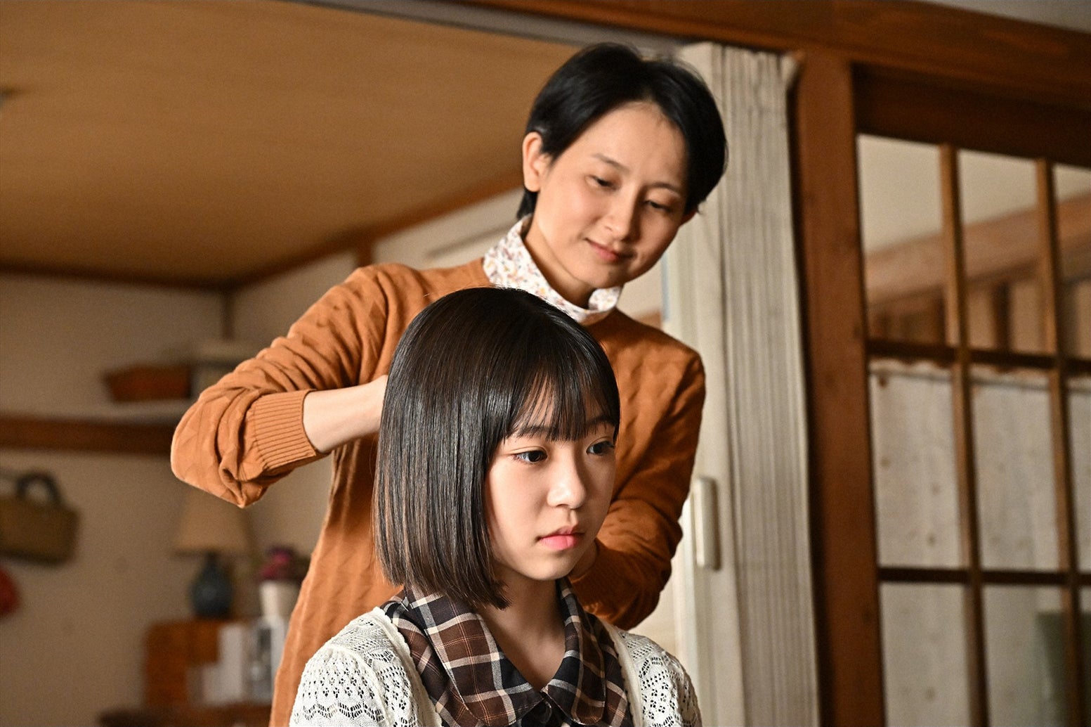 100万回 言えばよかった」悠依(井上真央)、恋人・直木(佐藤健 100万回 言えばよかった」悠依(井上真央)、恋人・直木(佐藤健