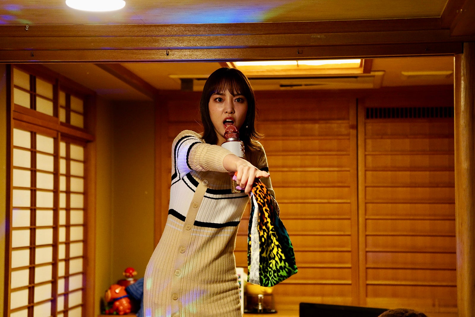 元モー娘。飯窪春菜、テレビ朝日ドラマ初出演 ホステス役で「警視庁アウトサイダー」サプライズ登場