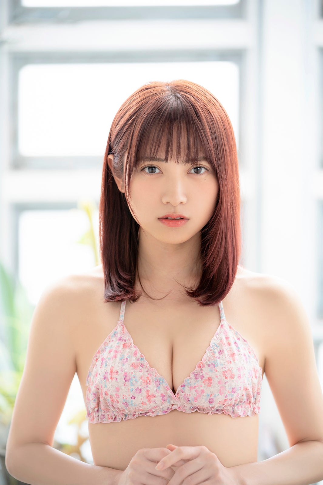 桃月なしこ、極上ボディ開放「週刊少年チャンピオン」初表紙に喜び