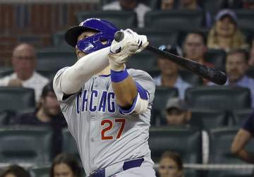 鈴木誠也が明かした好調の要因 先制ソロ含む3安打「プラン立てて打席に」→「一発で仕留められている」村上宗隆には「すごいなと思います」