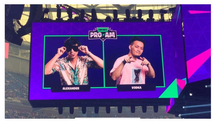 『Fortnite World Cup』に参加したアレクとボドカ/アレクオフィシャルブログ(Ameba)より