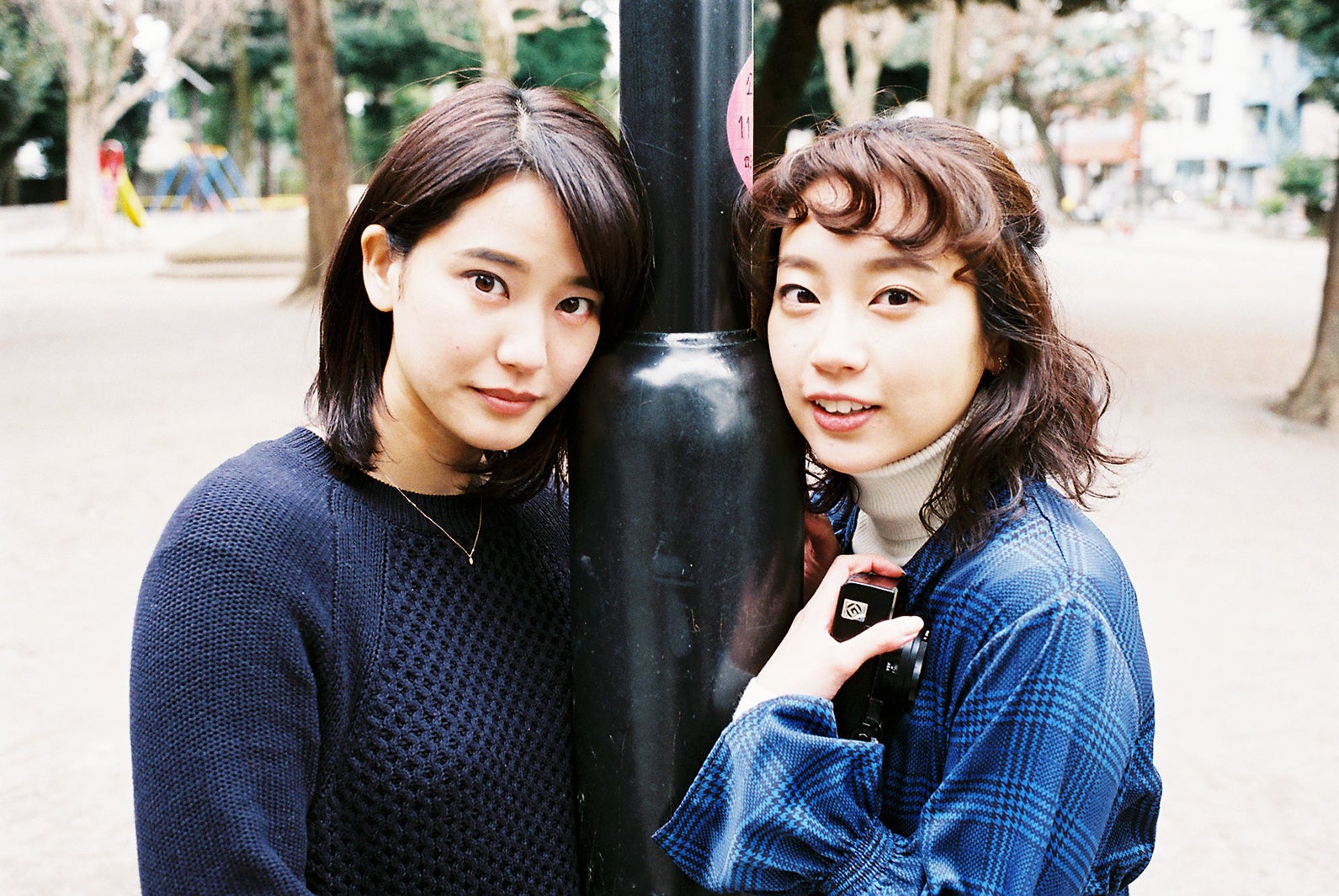 山崎紘菜、清水くるみ （C）フジテレビ