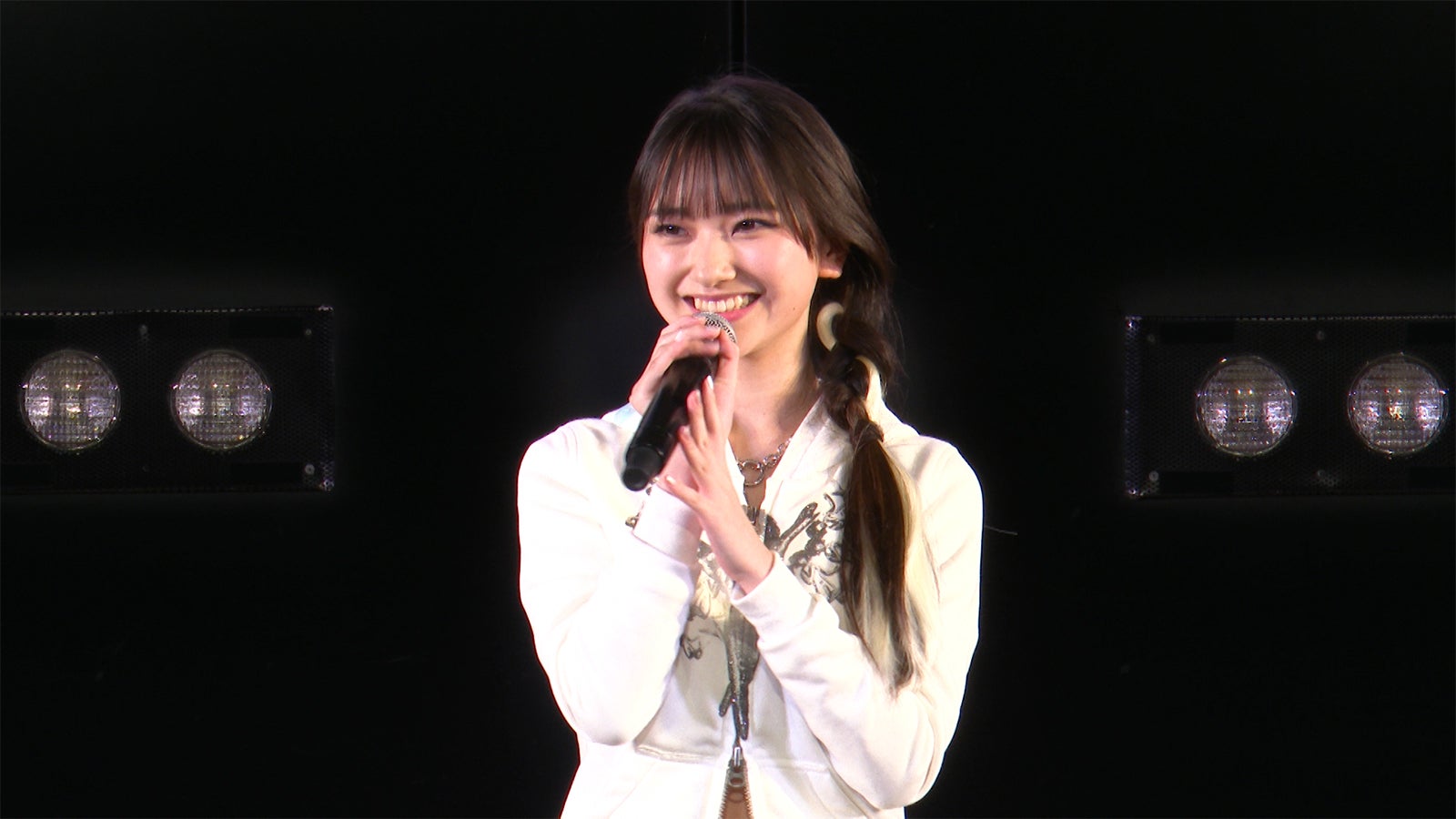 山崎空「OUT OF 48」第19話より（C）NTV