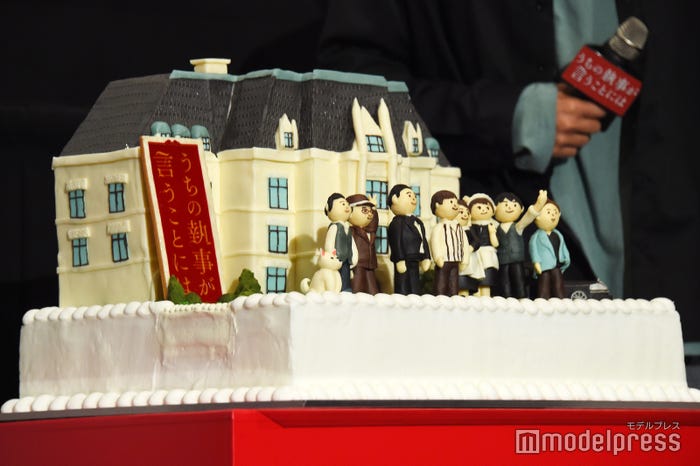 サプライズで上流階級ケーキが登場!(C)モデルプレス