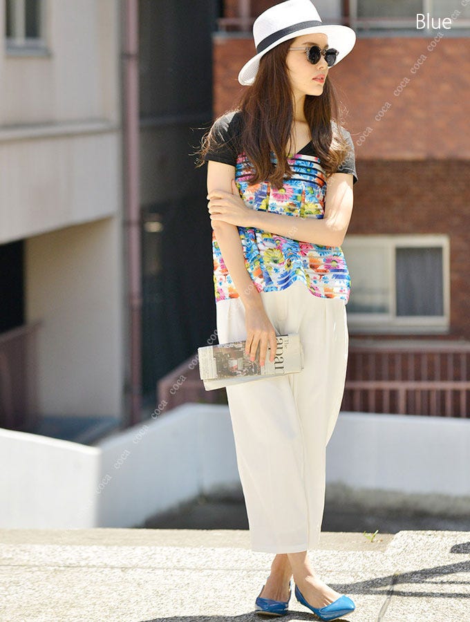 ベアトップでも使えるボタニカルミニスカート「coca」1,690円(税込)