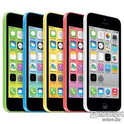 ブルー・グリーン・ピンク・イエロー・ホワイトの5色展開／「iPhone 5c」
