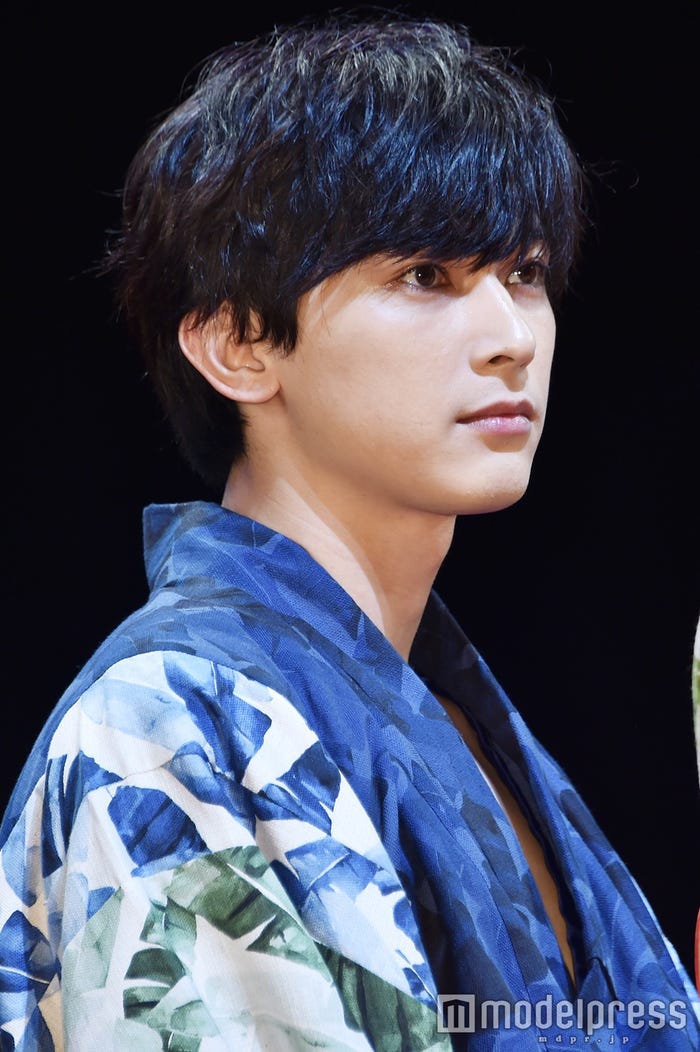 吉沢亮(C)モデルプレス