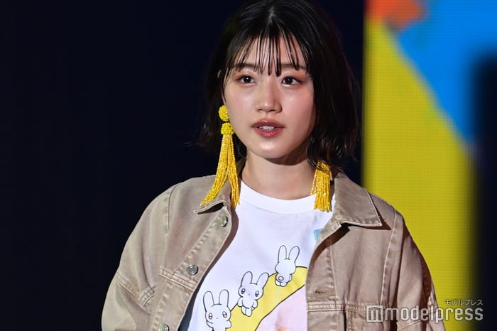 佐々木美玲(C)モデルプレス