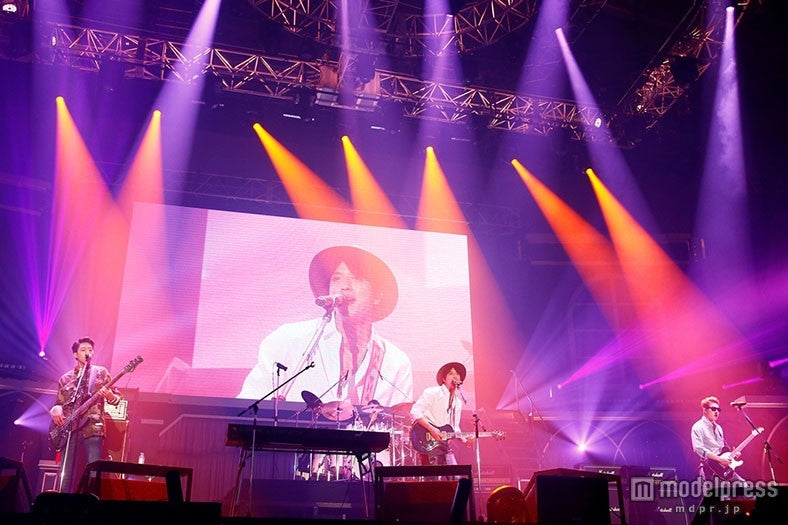 CNBLUE（夜公演）／（C）FNC MUSIC JAPAN INC.