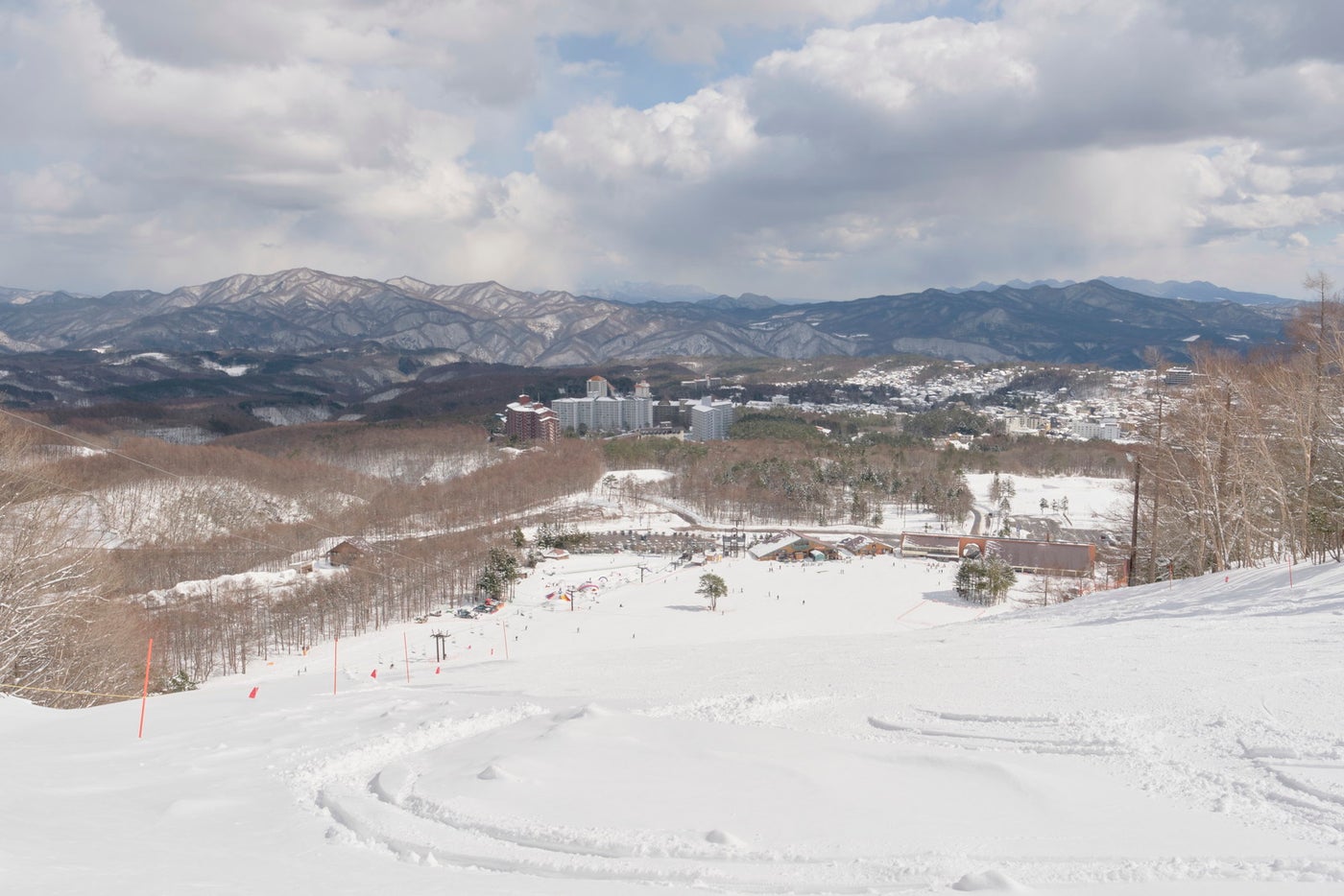 草津温泉スキー場／（一社）草津温泉観光協会