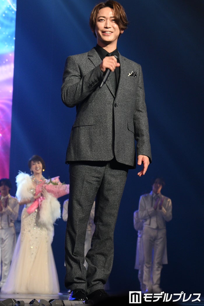 KAT-TUN亀梨和也「DREAM BOYS」大千穐楽にサプライズ登場「絆」アカペラ歌唱で帝劇0番降臨