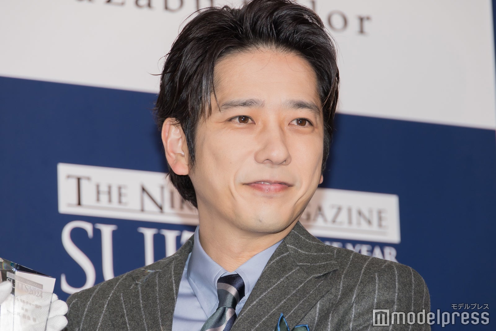 オフィスにの本店 弊社のタレントがあまり使い方がわかっていない紐　二宮和也 二宮和也オフィシャルファンクラブ『オフィスにのホールディングス』