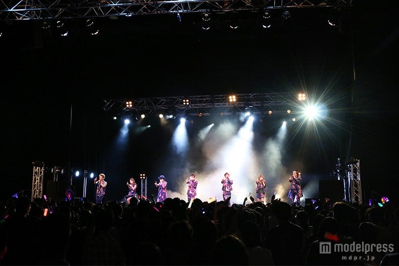 AAA初のアジアツアーの様子