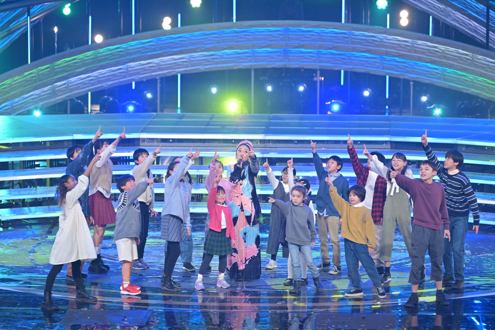 MISIA「ビューティフル・ネーム」櫻坂46（提供写真）