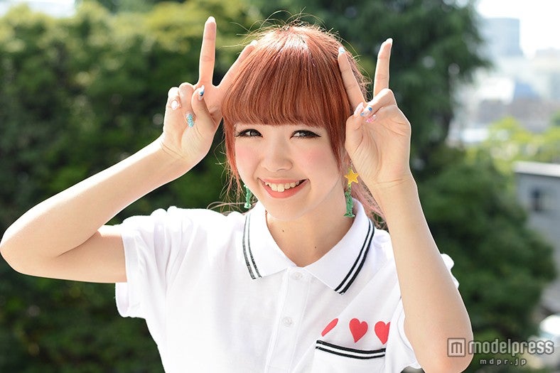 「Popteen」藤田ニコルに密着 デート・学校・仕事で見せた素顔とは